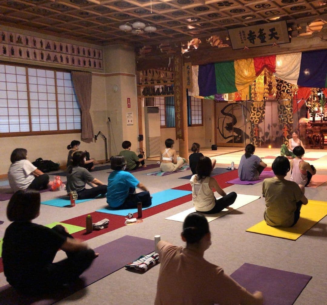 天童寺ヨガ画像1